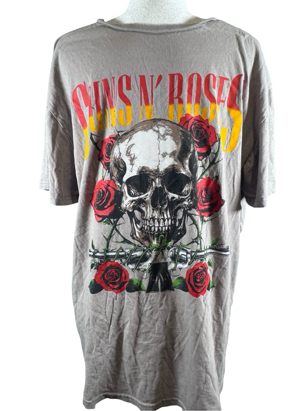 Guns N' Roses Graphic Tee - Gray with Red Roses